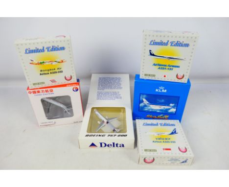 Phoenix - Sky Jets - Gemini Jets - 6 x boxed aircraft models in 1:400 scale including Boeing 757-200 in Delta Airlines Salt L