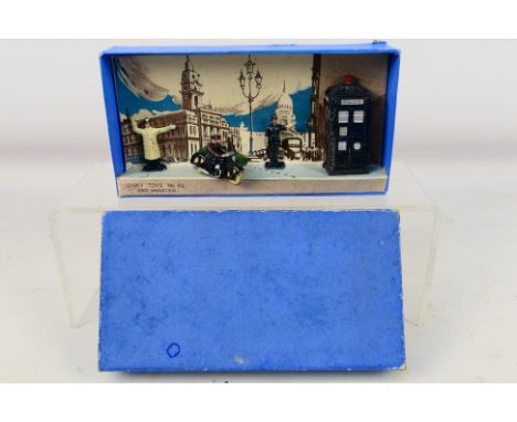 Dinky Toys - A vintage Dinky Toys Police Hut, Motor Cycle Patrol and Policeman set no.42. Item appears to be in a fair-good c