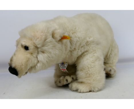 Steiff - An unboxed Steiff Polar Bear #999758 with tags (57cm long). Item appears to be in very good-excellent condition. (Th