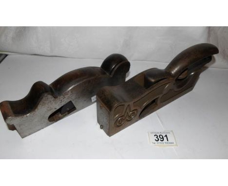 2 vintage woodworking planes