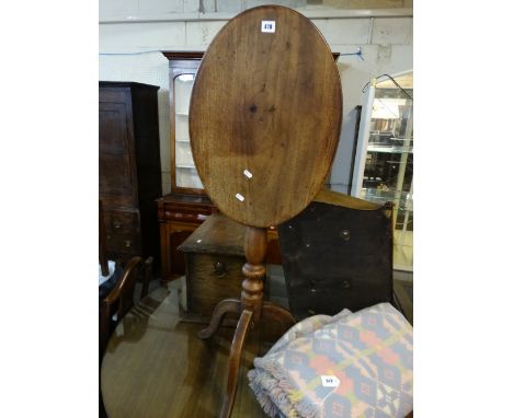 A 19th Century Mahogany Oval Topped Tripod Occasional Table