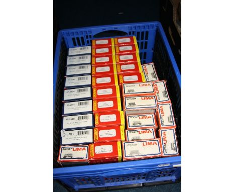 A QUANTITY OF BOXED OO GAUGE ROLLING STOCK, mix of Aggregate Hoppers, 16T steel Mineral Wagons and seven plank open wagons, a