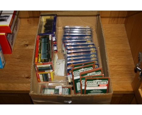 A QUANTITY OF MAINLY BOXED OO/HO GAUGE ACCESSORY FIGURES, etc, Bachmann, Hornby and Modelscene