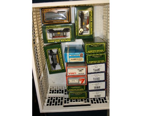 A QUANTITY OF BOXED OO GAUGE GUARDS/BRAKE VANS, various types and liveries Bachmann, Replica Railways, Lima, Airfix and Mainl