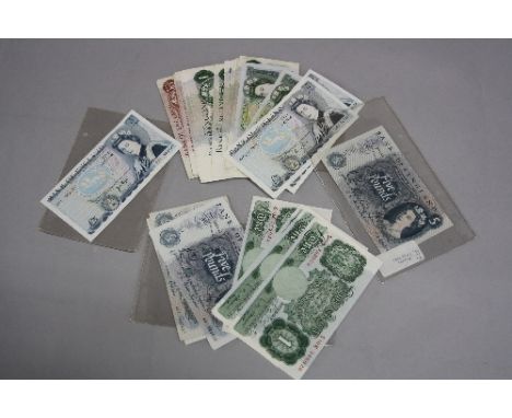 A SELECTION OF BRITISH BANKNOTES, four consecutive O'Brien one pound, four blue five pounds, two Hollam Page, Fforde, one of 