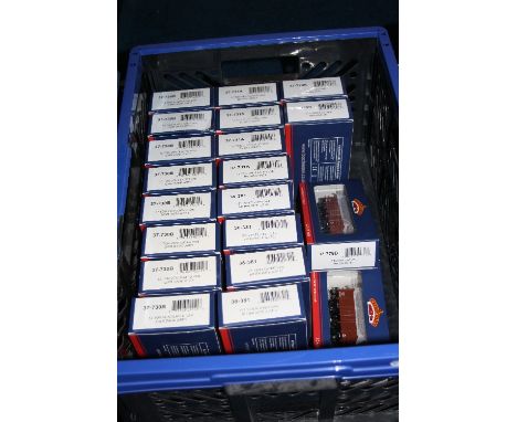 A QUANTITY OF BOXED BACHMANN OO GAUGE ROLLING STOCK, 12T Ventilated Vans and 12T Mogo Vans, assorted companies and liveries (