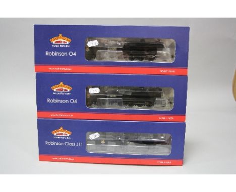 THREE BOXED BACHMANN OO GAUGE ROBINSON LOCOMOTIVES, Class 04 No.63635 (31-002) No.63598 weathered version (31-004) and Class 