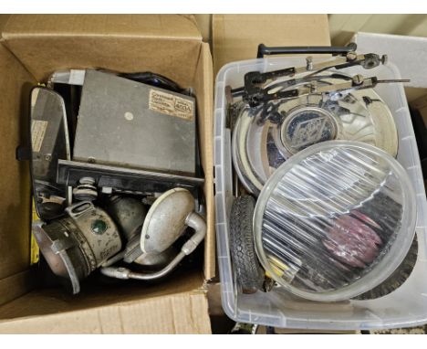 Selection of car tools and accessories. To includeRabone and sons brass level. (2 boxes)