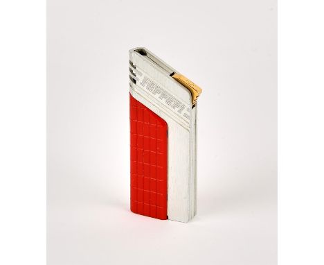 Ferrari - A 1980's style Ferrari F1 Lighter in Red and Silver with Gold coloured switch with engraved Horse logo.