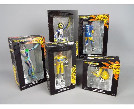 Minichamps Valentino Rossi Collection - five 1:12 scale figurines depicting Valentino Rossi, MotoGP all different, all appear
