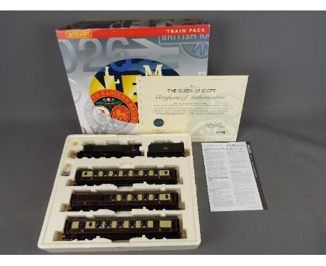 Model Railways - a Hornby OO gauge train pack, Queen of Scots locomotive and tender op no 60051 'Blink Bonny' 4-6-2 and three