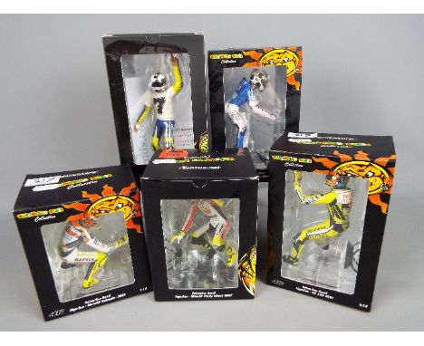 Minichamps Valentino Rossi Collection - five 1:12 scale figurines depicting Valentino Rossi, MotoGP all different, all appear
