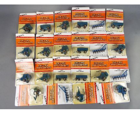 Ertl - 20 pieces of diecast farm implements by Ertl in 1:64 scale. Lot includes Ford 6 Bottom Plough; Ford Round Bailer; Ford