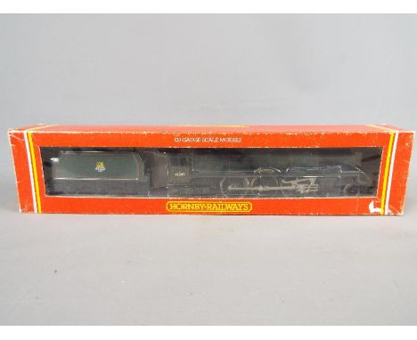 Model Railways - Hornby OO gauge locomotive and tender BR Princess class, 4-6-2 'Princess Beatrice', green livery, appears ex