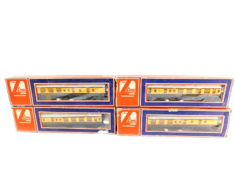 Four Lima OO gauge Great Western coaches, brown and orange livery, 5103, boxed. 