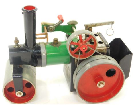 A Mamod steam roller, SR1A, boxed.