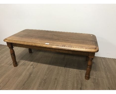 VINTAGE COFFEE TABLE