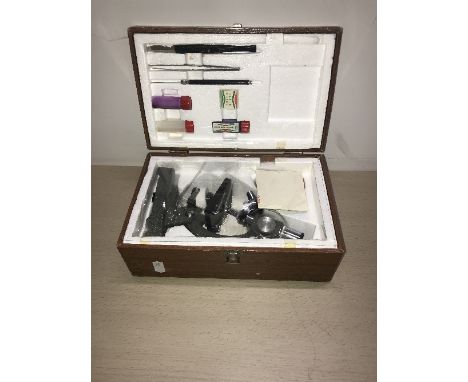 STUDENTS MICROSCOPE