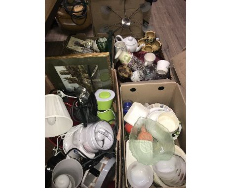 4 BOXES ASSORTED WARE &amp; LIGHT FITTING