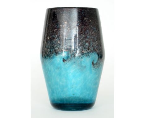 &nbsp;
A 20th Century Stathearn vase of barrel form cased in clear crystal over a mottled black and jade green with medial sw