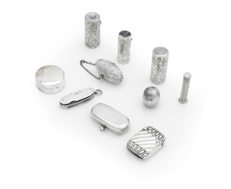 A COLLECTION OF SMALL SILVER ITEMSIncluding three silver cased scent bottles by Samson Mordan, a Mordan combined snuff box an