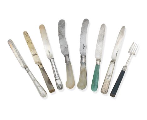A PAIR OF AGATE-HANDLED KNIVES18th century with silver ferrules and steel blades stamped BEAVAN, together with another agate-