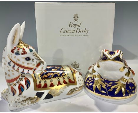 A Royal Crown Derby paperweight, Donkey, gold stopper, 13cm wide, printed mark, first quality, boxed; another, Frog, second q