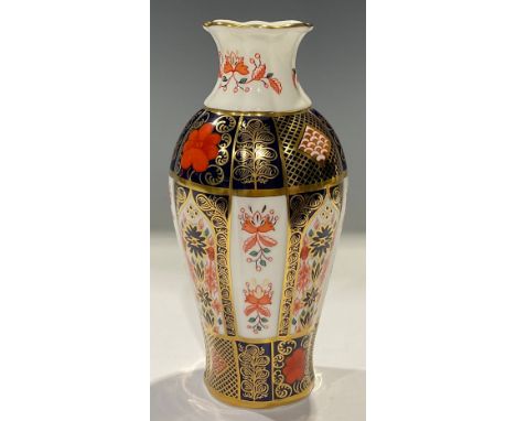 A Royal Crown Derby Imari 1128 pattern lobed inverted baluster vase, fluted rim, 18cm, printed mark, first quality 