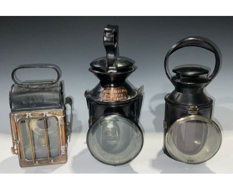 Railwayana - a Great Eastern Railway handlamp, applied with copper plate inscribed MECHANICAL FOREMAN LOCO MARCH, 33cm high, 