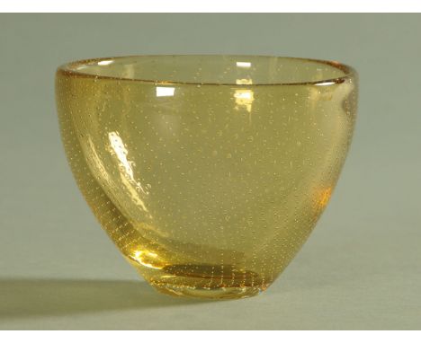 Gunnel Nyman for Nuutajarvi Notsjo, an amber glass trailed bubble vase, mid 20th century, the glass internally decorated with