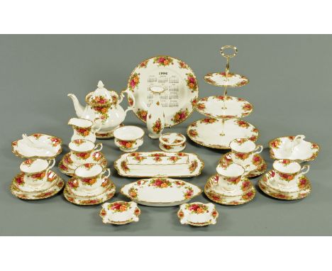 A quantity of Royal Albert "Old country Roses" tea ware, comprising 6 cups, saucers, side plates, milk jug and sugar bowl, te