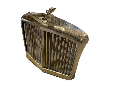Bentley T1 grill with mascot and enamel badgeThe top right hand side of the grill has signs of a previous repair and is a lit