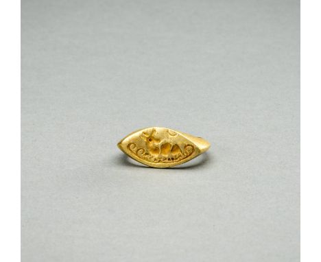 A PYU GOLD RING WITH INTAGLIO OF NANDIBurma/ Myanmar region, Pyu city states, 9th - 10th century. The ring of elegant shape w