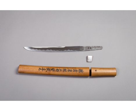 YASUTSUGU NIDAI: A TANTO IN SHIRASAYABy Yasutsugu Nidai, signedJapan, Edo period (1615-1868)The well-polished blade with shob