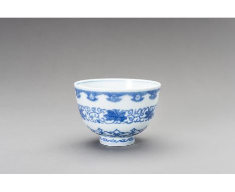 A BLUE AND WHITE KANGXI REVIVAL BOWL, LATE QING TO REPUBLICChina, late Qing dynasty (1644-1912) to Republic period (1912-1949