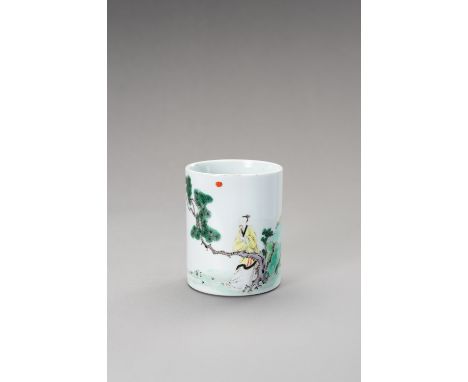 A FAMILLE VERTE 'SCHOLAR' BRUSHPOT, BITONG, LATE QING TO REPUBLICChina, late Qing dynasty (1644-1912) to Republic period (191
