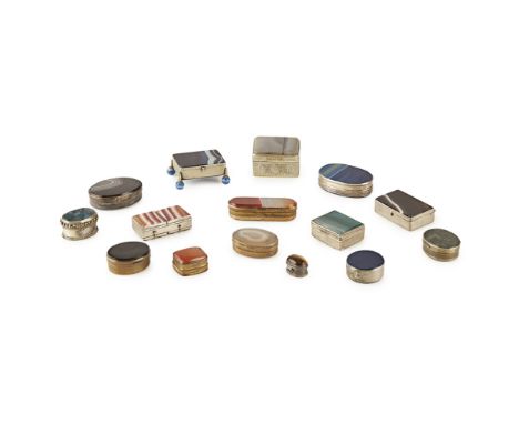 FIFTEEN AGATE AND HARDSTONE SNUFF BOXESall with gilt, silvered or white metal mounts, including oval, square and rectangular 