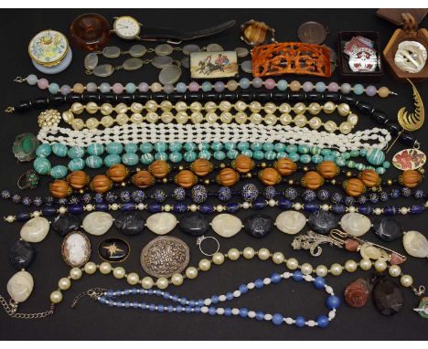 Quantity of assorted costume jewellery including beaded necklaces, brooches, trinket boxes, etc