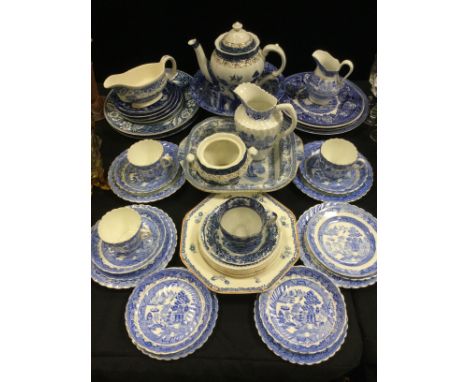 A Copeland Spode Italian pattern fruit bowl; a 19th century delft type bowl; willow pattern part tea/dinner service; other bl