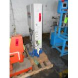 Branson ultra-sonic welder, model 2000 iw, 20:1.1 Loading Fee of __$ 55____ to be added to winning