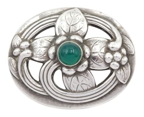 Georg Jensen silver green chrysoprase brooch, No. 138, London import mark 1972, boxedCondition Report:Approx 10.2gm, dimensio