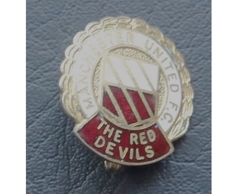 VINTAGE MANCHESTER UNITED BADGE