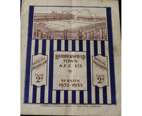 1932-33 HUDDERSFIELD TOWN V FOLKSTONE FA CUP
14th January 1933 FA Cup 3rd round fold &amp; slight age related wear / marks&nb
