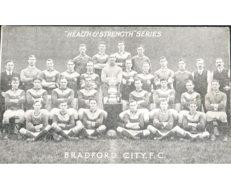 ORIGINAL BRADFORD CITY 1910 FA CUP WINNERS POSTCARD
Team line up unused in good condition for age