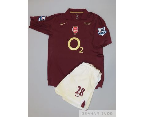 Kolo Toure redcurrant and gold No.28 Arsenal v. Wigan match issued short-sleeved shirt, 2006, Nike, L with v-neck collar and 