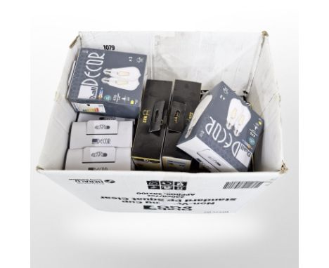 A quantity of Diall LED light bulbs (1 box)