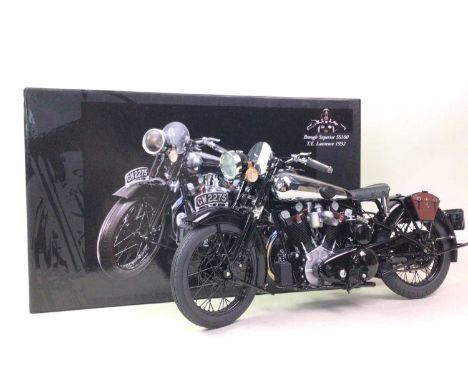 MINICHAMPS, TWO MODEL MOTORCYCLES, comprising a Honda CB 750 and a Brough Superior SS100 T.E. Lawrence 1932, each 1:6 scale a