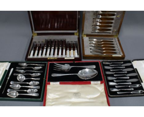 Hamilton &amp; Inches Epns and mother of pearl handle fruit knives and forks in a mahogany canteen box, Hamilton &amp; Inches