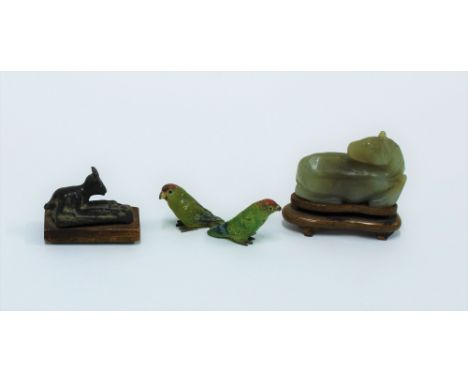 Small Chinese carved jade horse, length 4cm together with a bronzed metal animal and two cold painted bronze parrots, (4) 