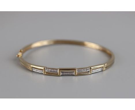 Gold diamond set bangle - Approx 8g 